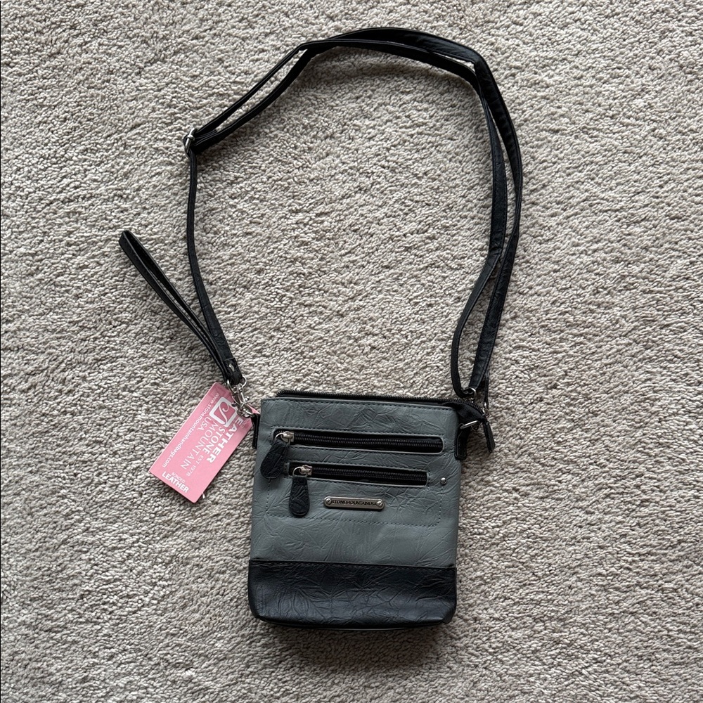 Stone Mountain Accessories Gray and Black Crossbody Bag